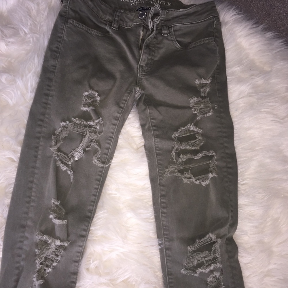 A&E army green jeans